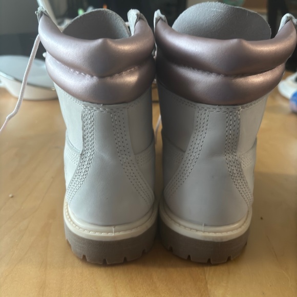 Pink timberland boots - Picture 3 of 4